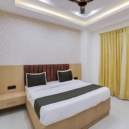 Townhouse Magnolia Corporate Stays Gurgaon Extérieur photo