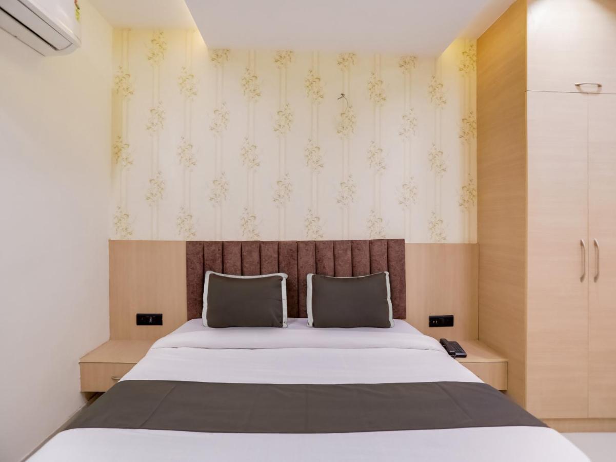 Townhouse Magnolia Corporate Stays Gurgaon Extérieur photo