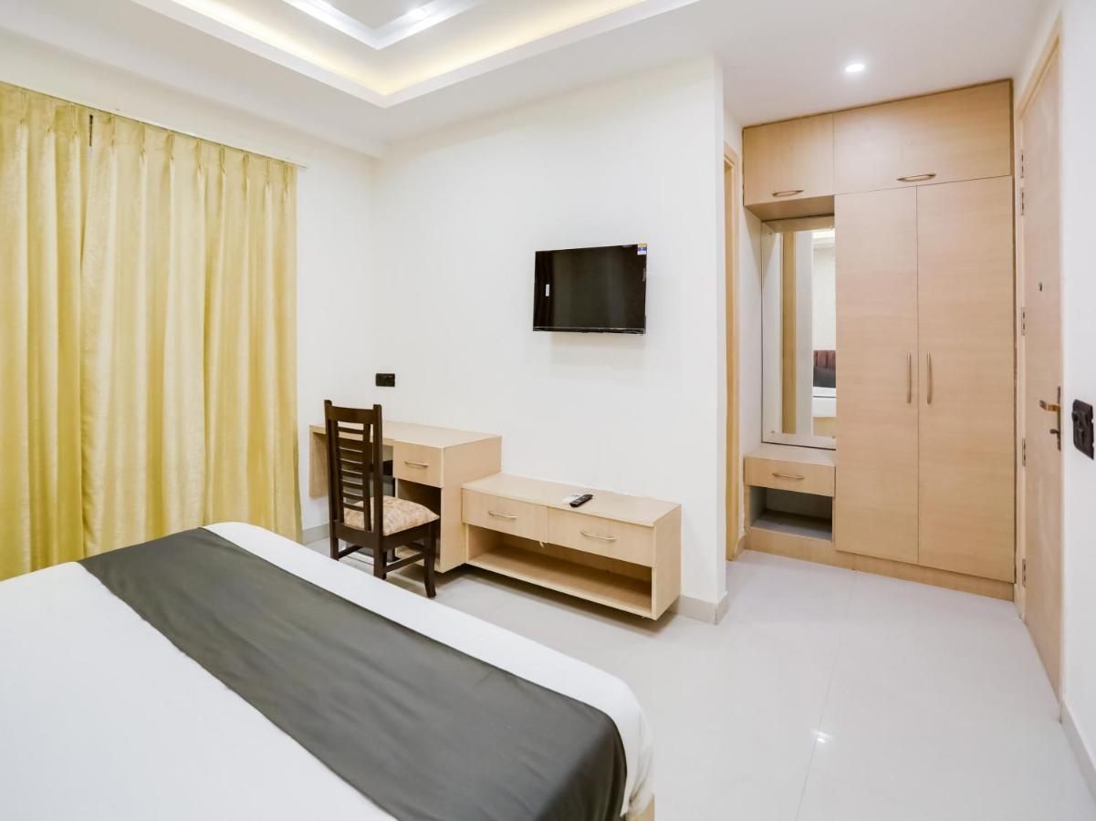 Townhouse Magnolia Corporate Stays Gurgaon Extérieur photo