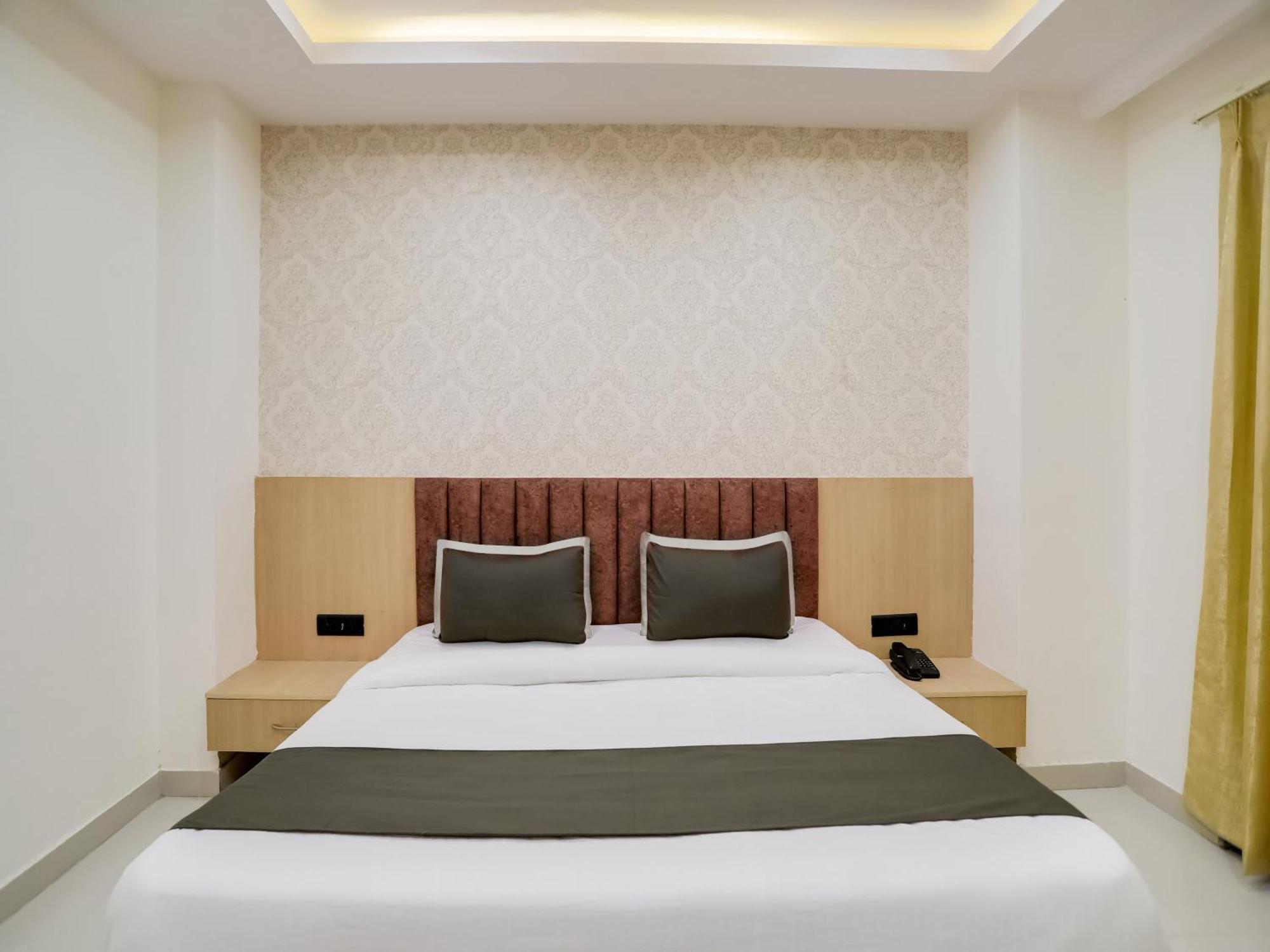 Townhouse Magnolia Corporate Stays Gurgaon Extérieur photo